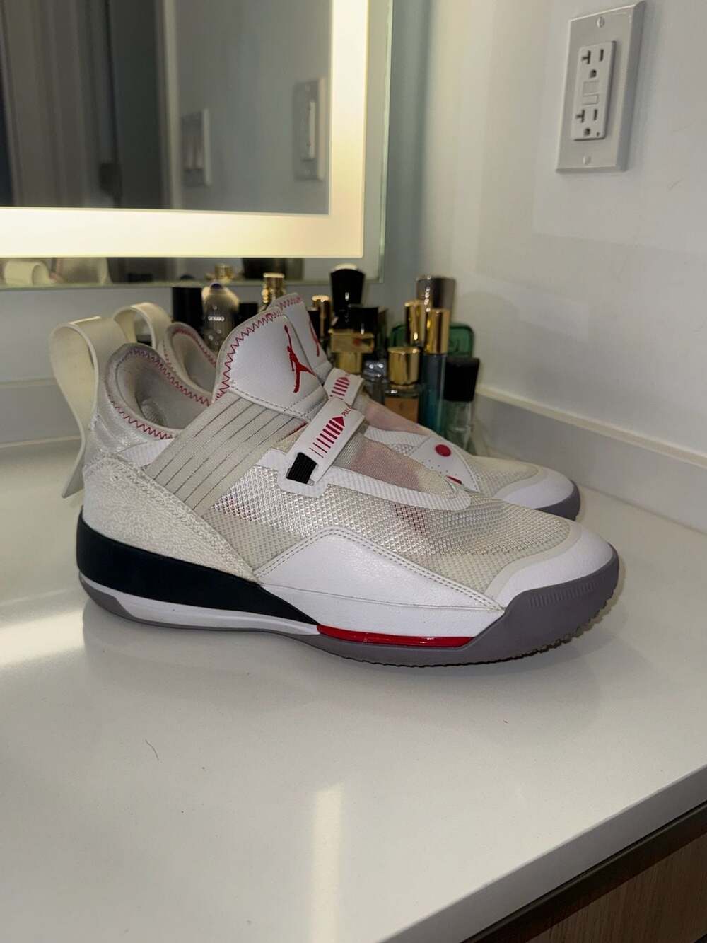 Air Jordan 33 Low SE 'White Cement' Basketball Shoes